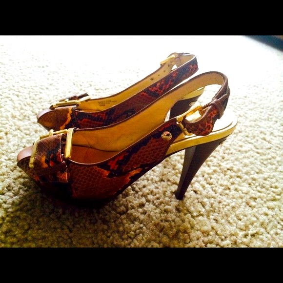 Michael Kors Heels - Picture 4 of 4